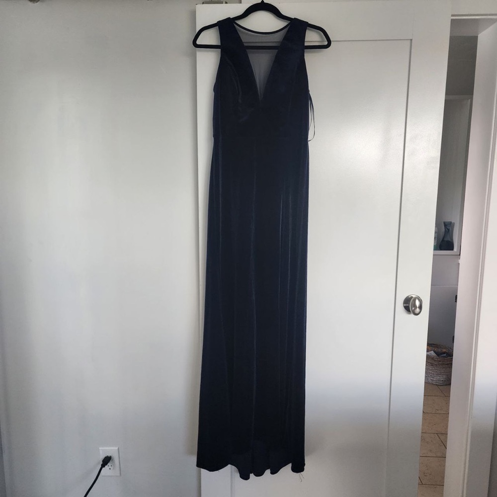 NEW Nightway women’s navy mesh sleeveless halter long Formal Dress gown size 8 - Picture 3 of 4